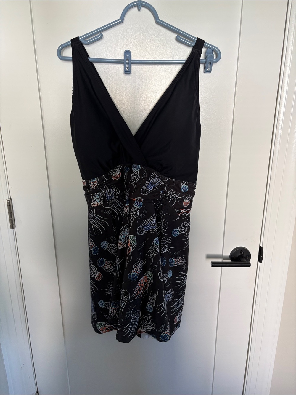 BloomChic Black Jellyfish one piece swimsuit. 22/24 plus women’s.